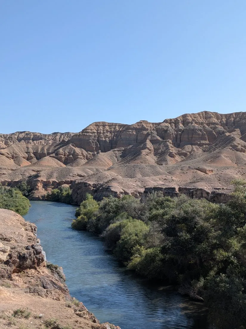 La rivière Charyn, au fond de son canyon.
